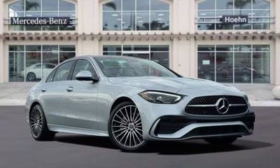 2026 Mercedes-Benz C-Class C300
