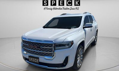 2023 GMC Acadia Denali