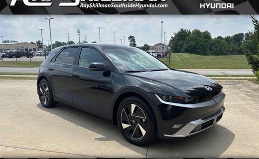 2026 Hyundai Ioniq 5 SEL