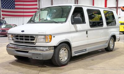 1999 Ford E-150 Cargo
