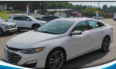 2022 Chevrolet Malibu Premier