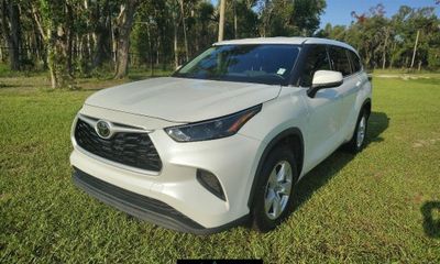 2022 Toyota Highlander L