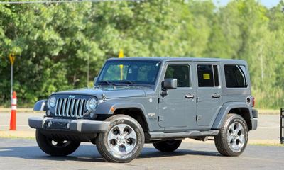 2016 Jeep Wrangler Sahara
