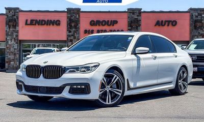 2019 BMW 750I