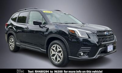 2024 Subaru Forester Premium