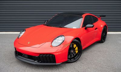 2025 Porsche 911