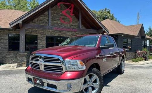 2016 Ram 1500 SLT
