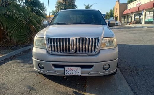 2008 Lincoln Mark LT