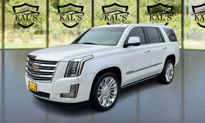 2017 Cadillac Escalade Platinum