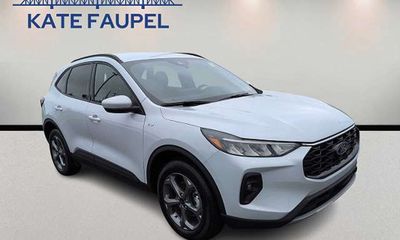 2025 Ford Escape ST Line Select