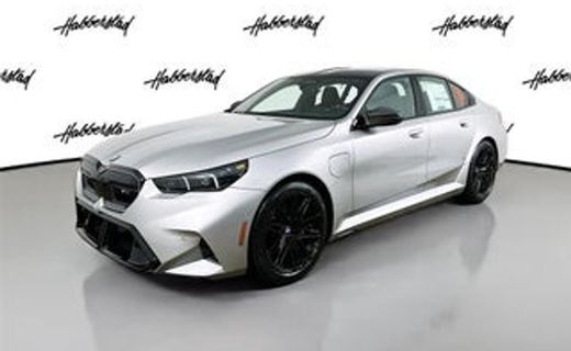 2025 BMW M5