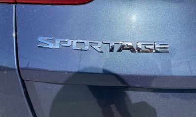 2020 Kia Sportage S Sunroof Package