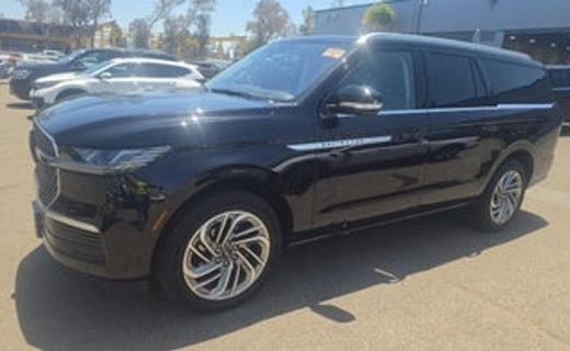 2025 Lincoln Navigator L Reserve