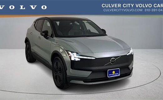 2026 Volvo EX30 CC Ultra