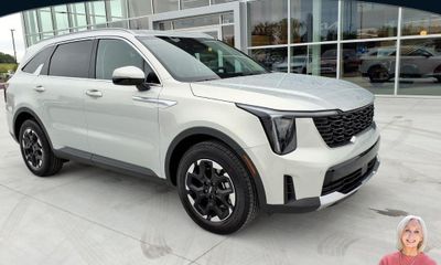 2026 Kia Sorento S
