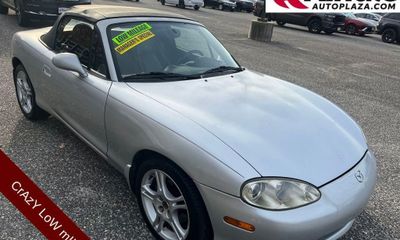 2005 Mazda MX-5 LS