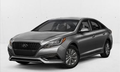2016 Hyundai Sonata GL Middle LOW