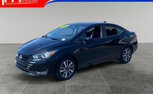 2023 Nissan Versa SV