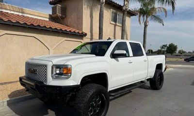 2015 GMC Sierra SLT