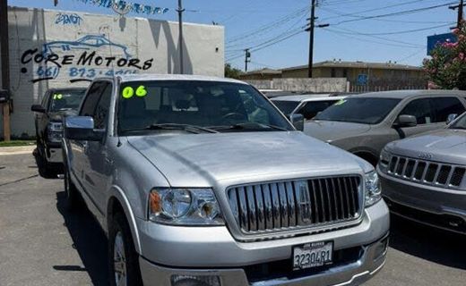 2006 Lincoln Mark LT Base