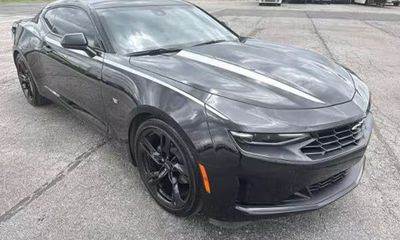 2022 Chevrolet Camaro 2LT 3LT