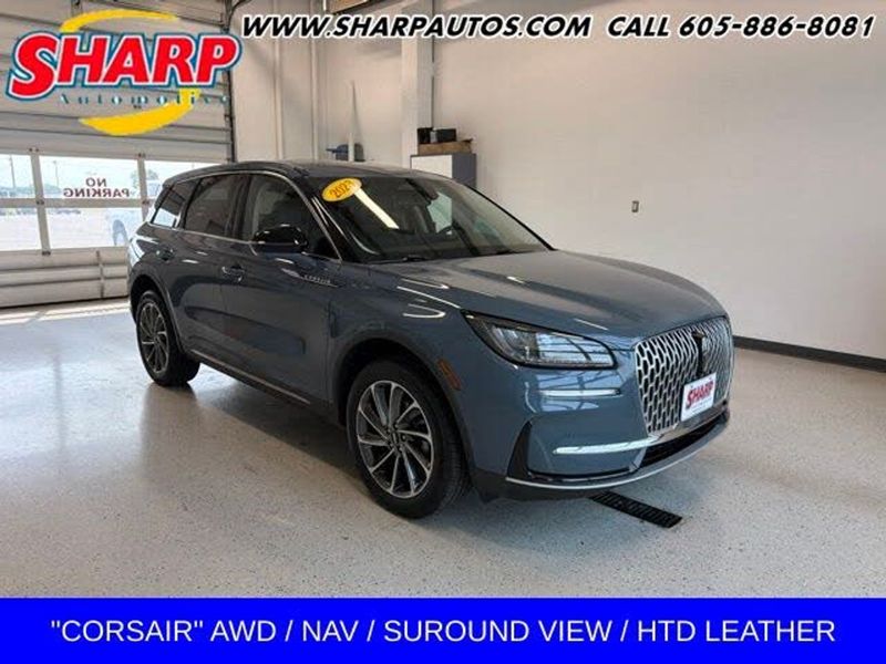 2023 Lincoln Corsair — a typically priced live listing