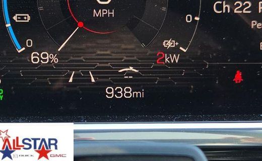 2025 GMC Sierra Denali