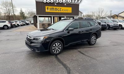 2021 Subaru Outback Base