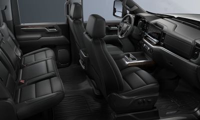 2026 GMC Sierra HD SLT