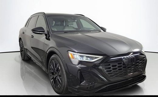 2024 Audi Q8 Prestige