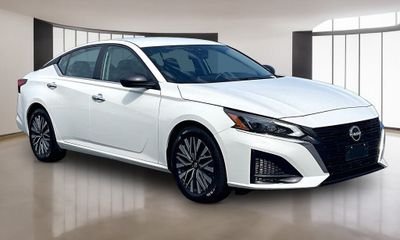 2025 Nissan Altima SV
