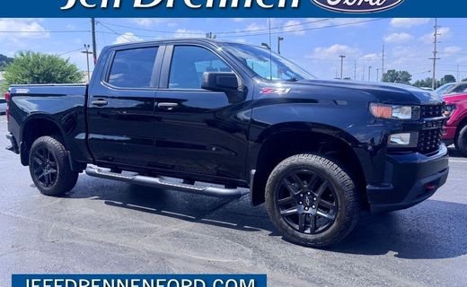 2021 Chevrolet Silverado Trail Boss Custom
