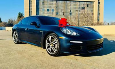 2016 Porsche Panamera