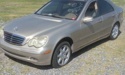 2003 Mercedes-Benz C-Class C240