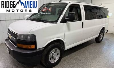 2019 Chevrolet Express LS