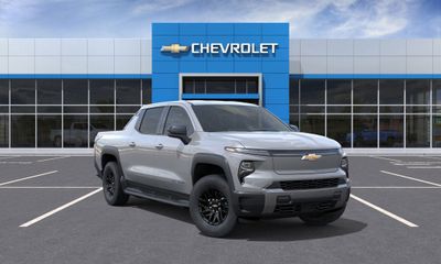2026 Chevrolet Silverado 2LT