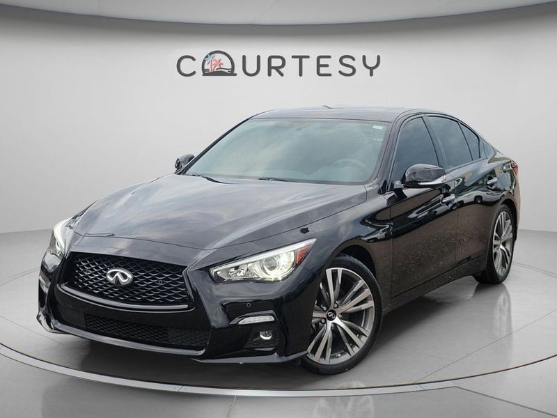 2023 Infiniti Q50 — a typically priced live listing