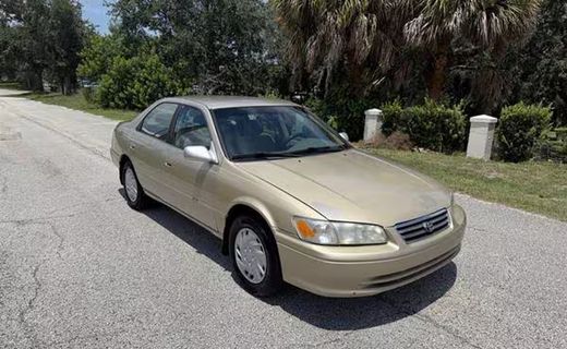 2000 Toyota Camry XLE