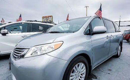 2017 Toyota Sienna