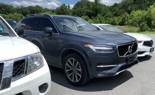 2019 Volvo XC90 Momentum