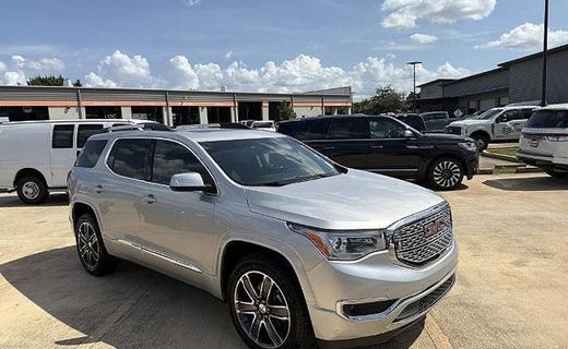 2018 GMC Acadia Denali
