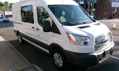 2017 Ford Transit 250 LWB Medium