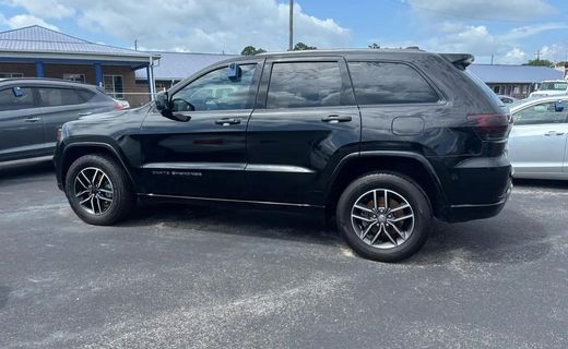 2018 Jeep Grand Cherokee Laredo