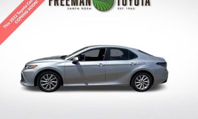 2022 Toyota Camry LE
