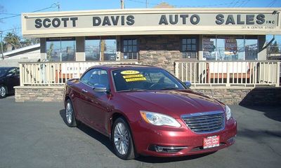 2013 Chrysler 200 Limited