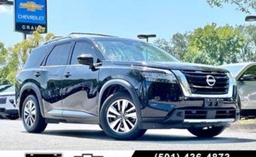 2023 Nissan Pathfinder SL