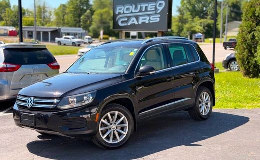 2017 Volkswagen Tiguan 4MOTION Wolfsburg