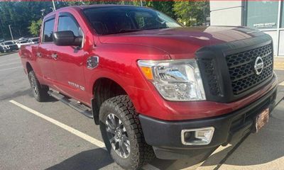 2017 Nissan Titan S