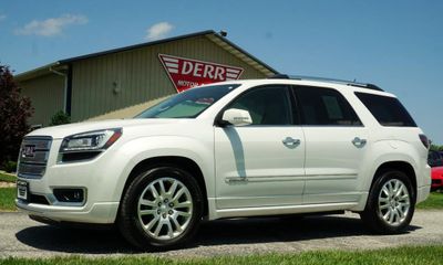 2016 GMC Acadia Denali