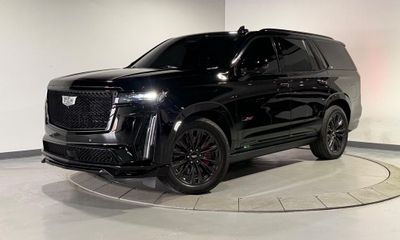 2023 Cadillac Escalade V Sport